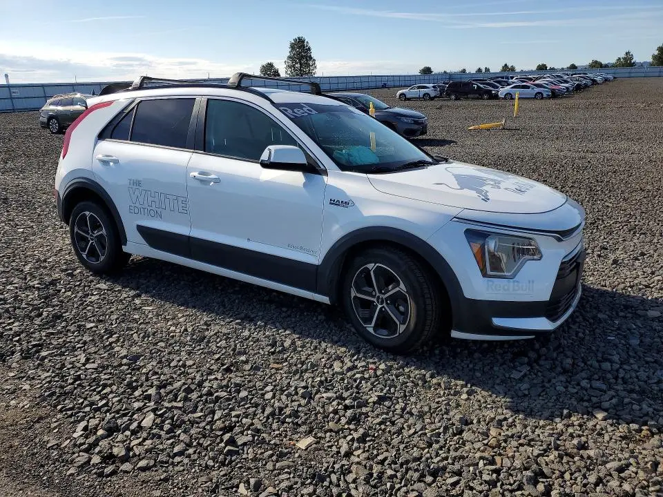 2023 KIA NIRO EX  