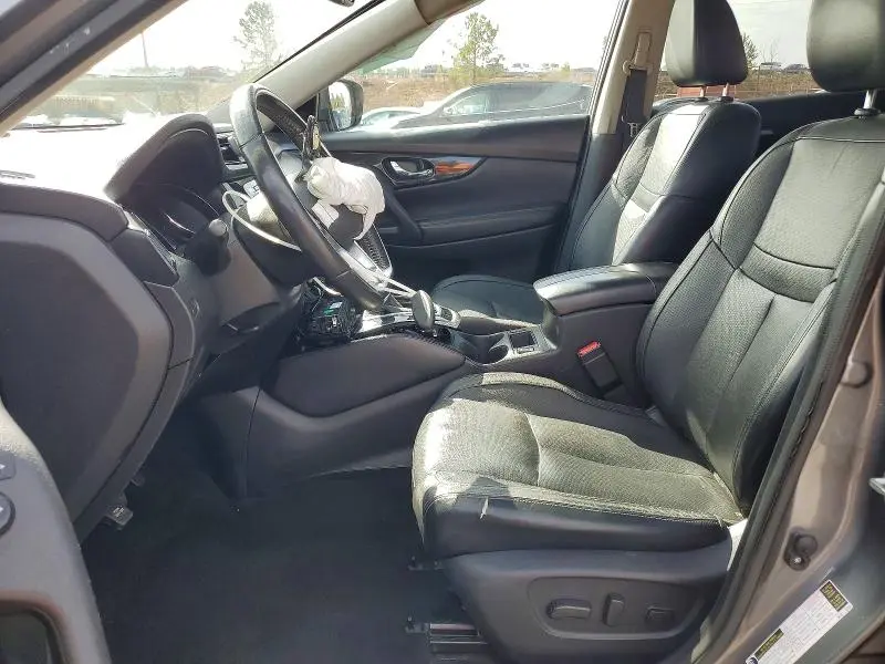 2018 NISSAN ROGUE SL  