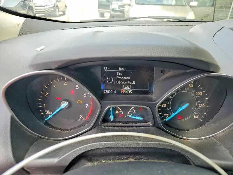 2017 FORD ESCAPE SE  