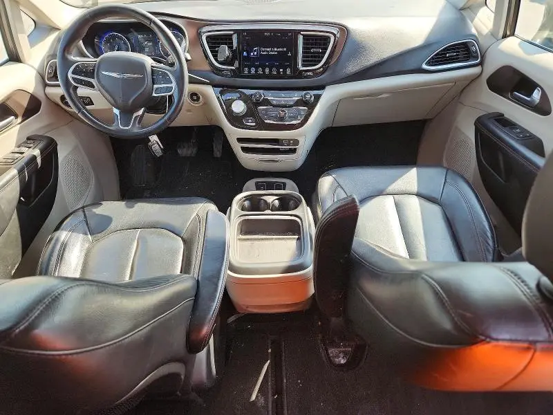2017 CHRYSLER PACIFICA TOURING L  
