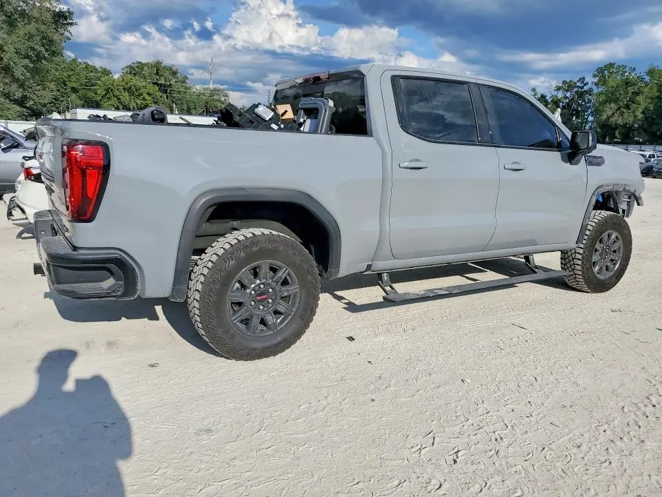 2025 GMC SIERRA K1500 AT4X  