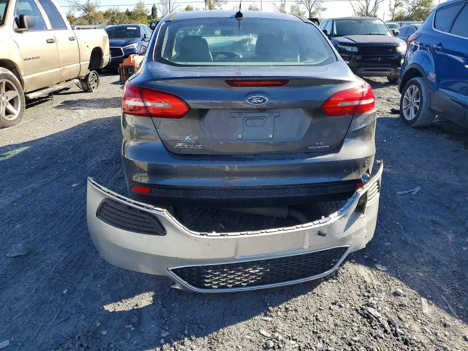 2016 FORD FOCUS SE  