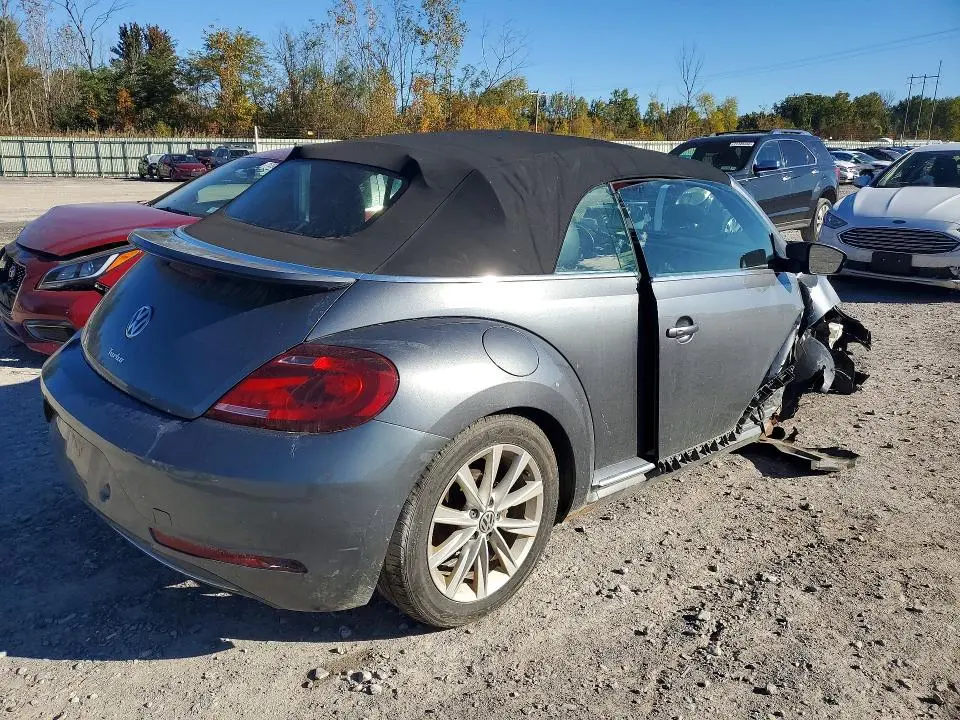 2017 VOLKSWAGEN BEETLE S/SE  