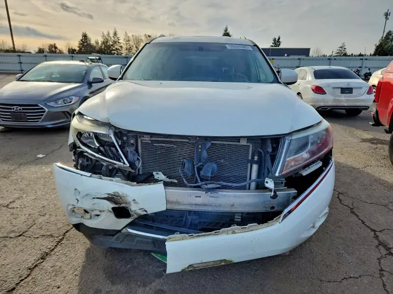 2016 NISSAN PATHFINDER S  