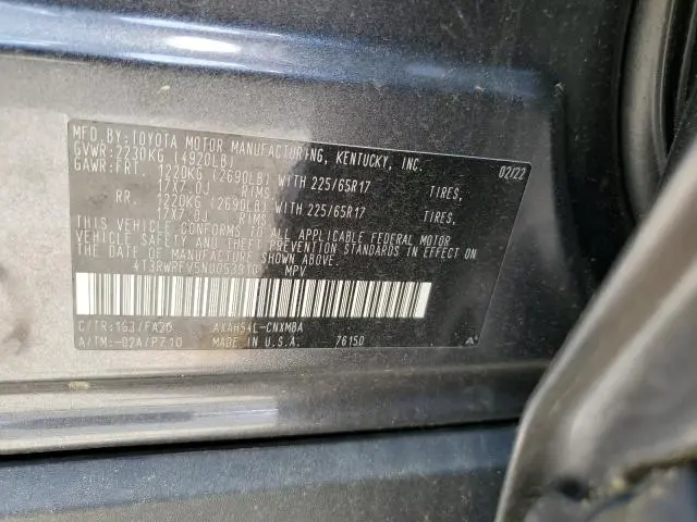 2022 TOYOTA RAV4 XLE