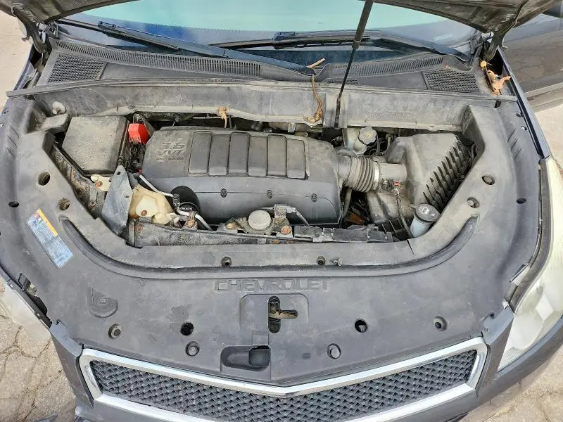 2012 CHEVROLET TRAVERSE LS  