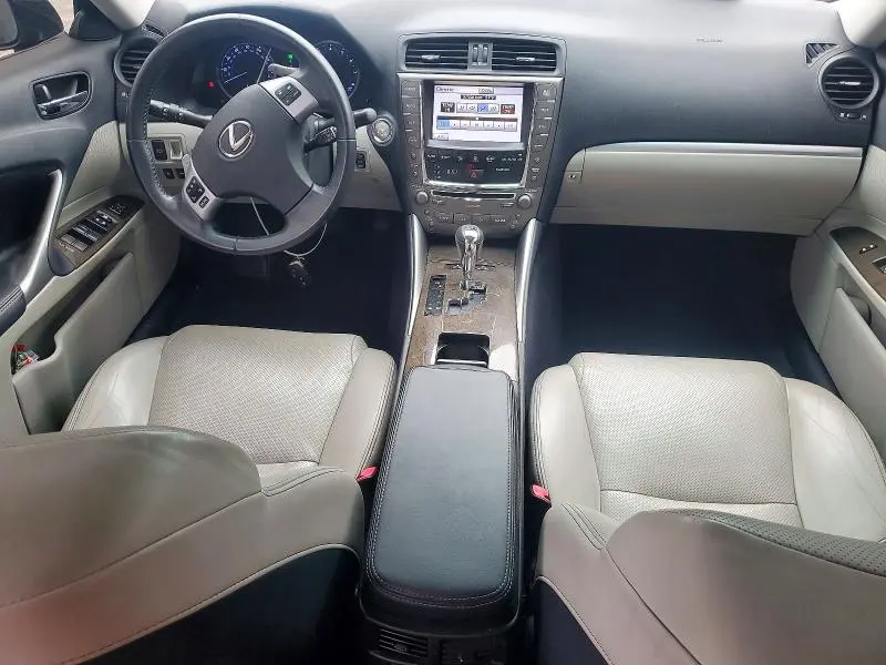 2011 LEXUS IS 350  