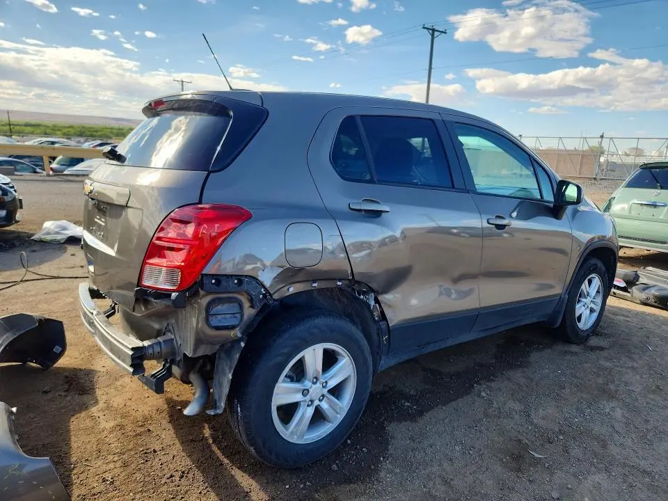 2022 CHEVROLET TRAX LS  