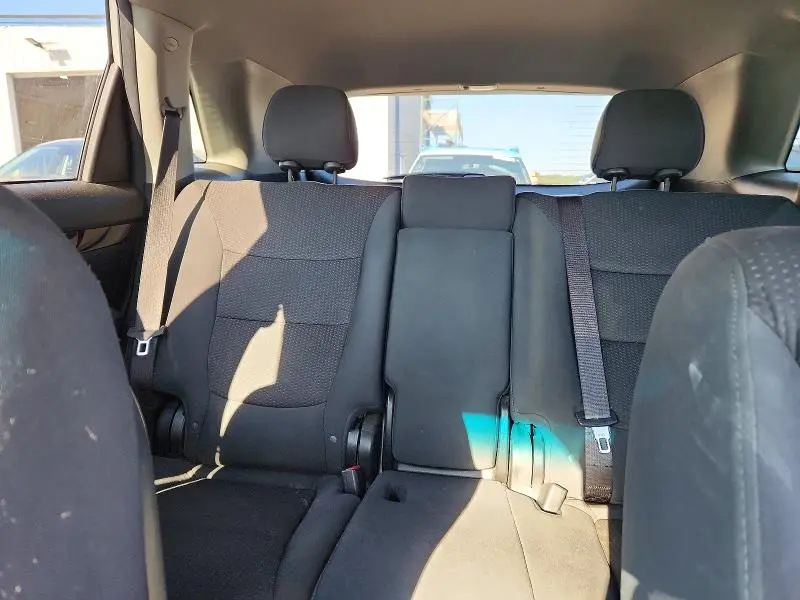 2011 KIA SORENTO LX  
