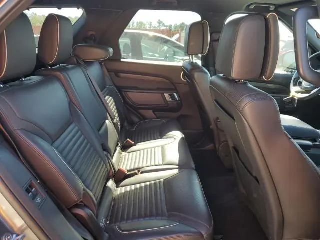 2017 LAND ROVER DISCOVERY HSE LUXURY  