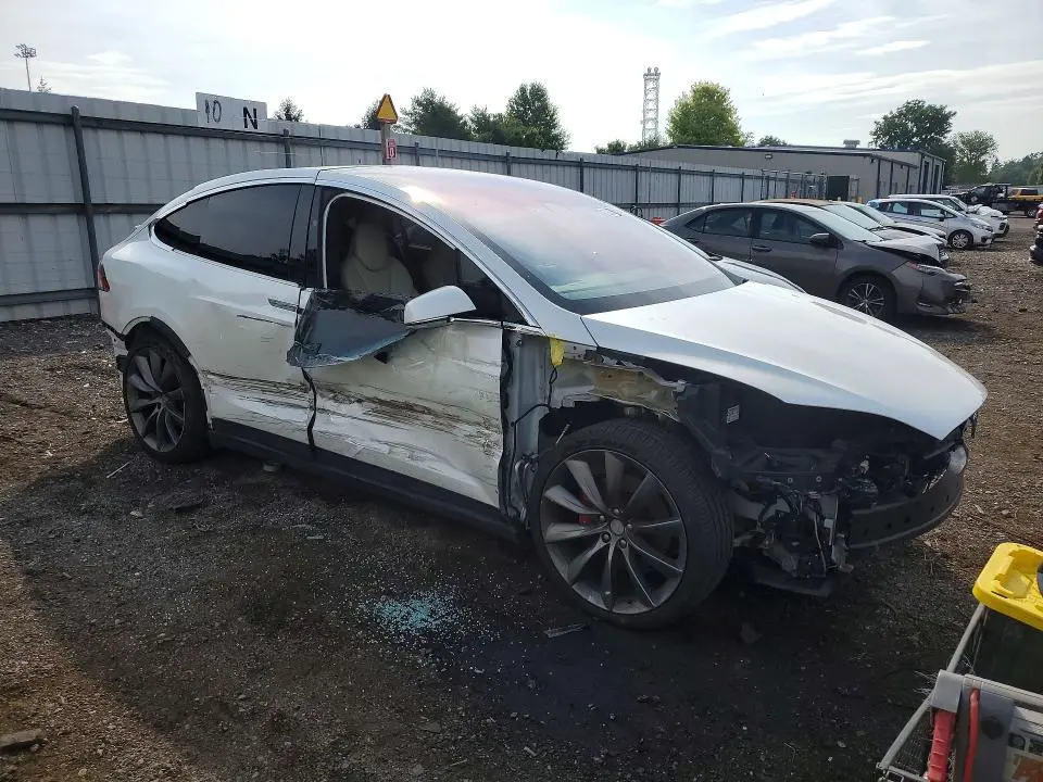 2019 TESLA MODEL X   