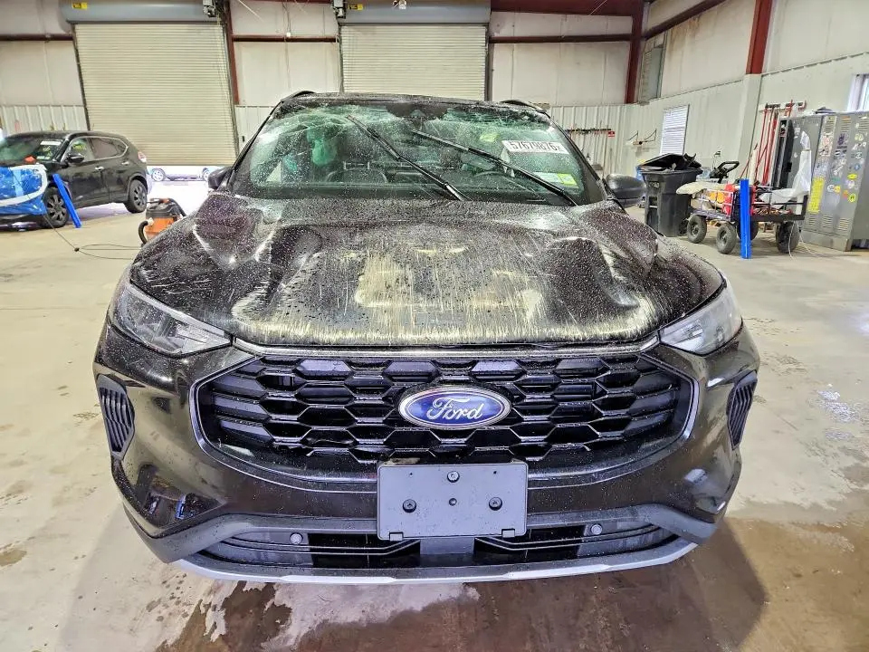 2025 FORD ESCAPE ST LINE  