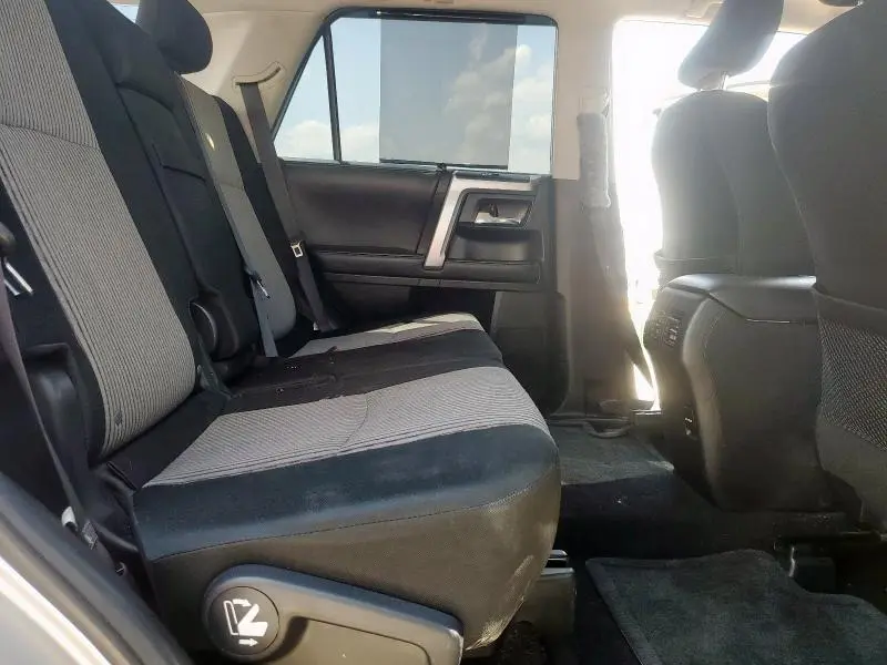 2017 TOYOTA 4RUNNER SR5  