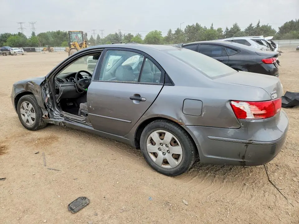 2010 HYUNDAI SONATA GLS  