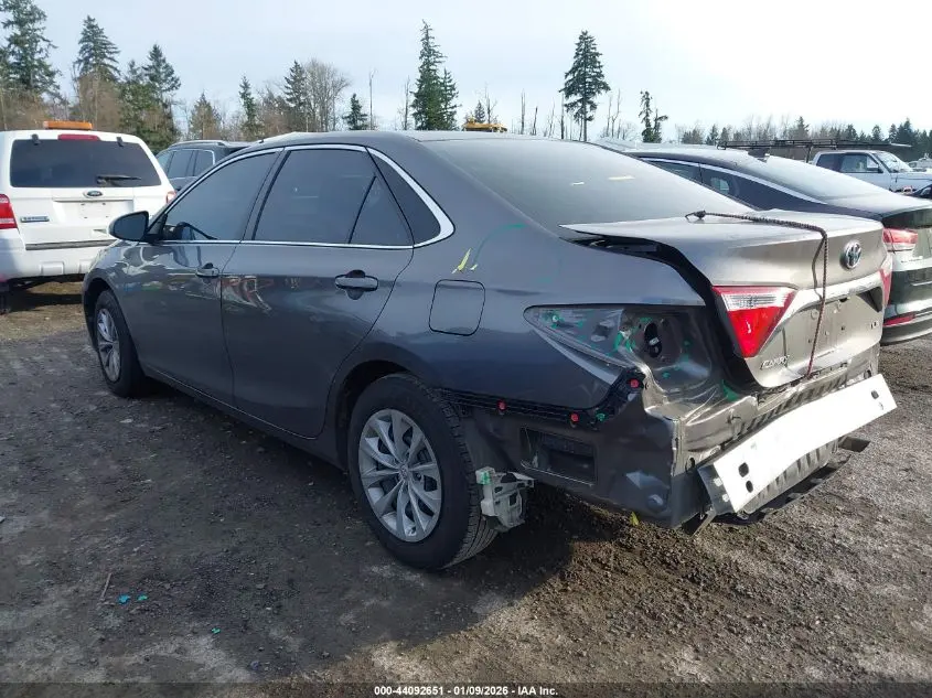 2016 TOYOTA CAMRY LE