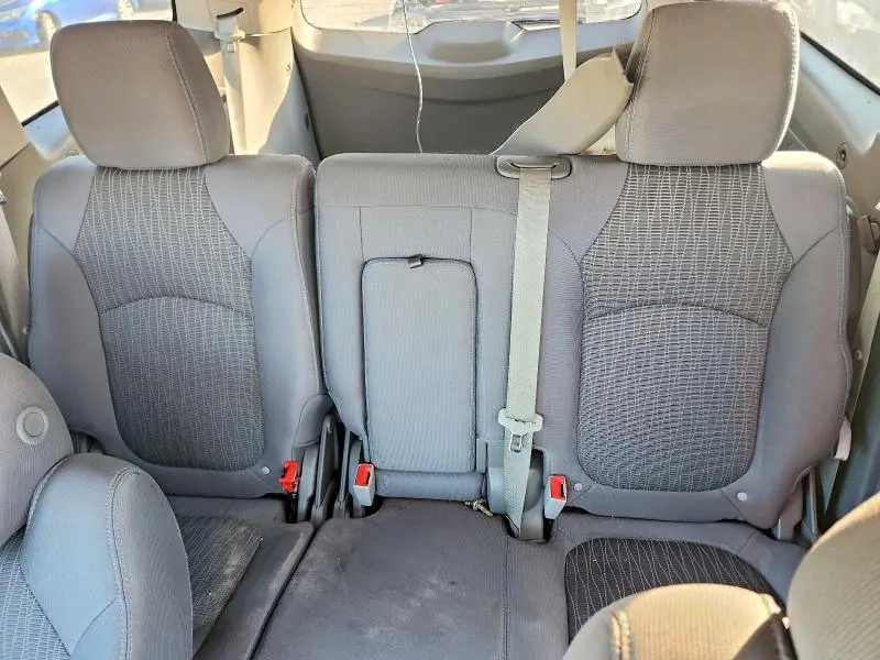 2016 CHEVROLET TRAVERSE LS  