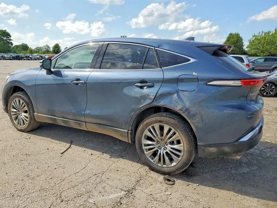 2024 TOYOTA VENZA LIMITED  