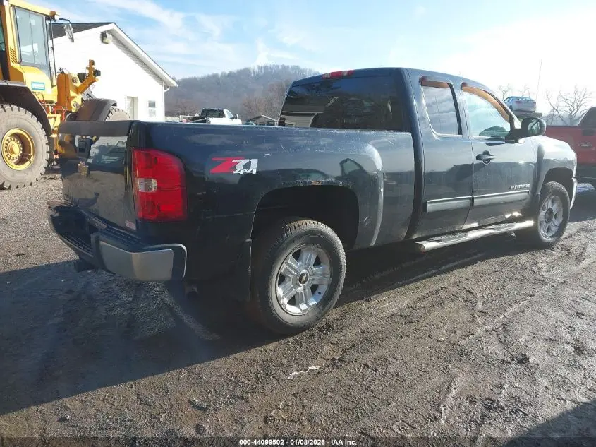 2011 CHEVROLET SILVERADO 1500 LT