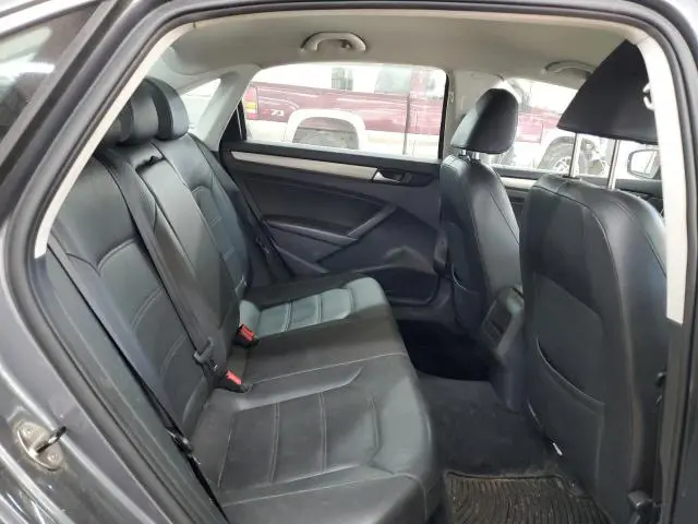 2014 VOLKSWAGEN PASSAT S  