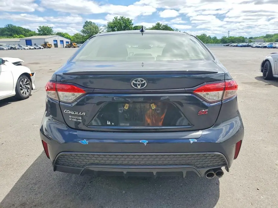 2022 TOYOTA COROLLA SE  