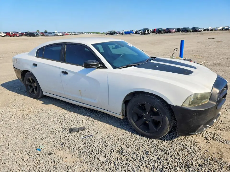 2012 DODGE CHARGER SE  