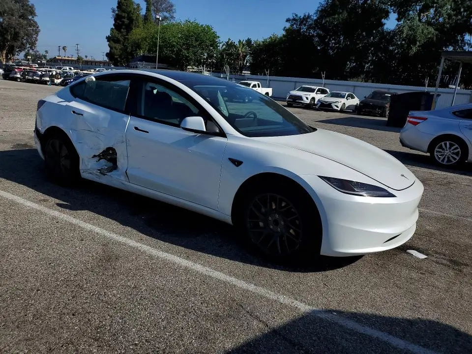 2025 TESLA MODEL 3   