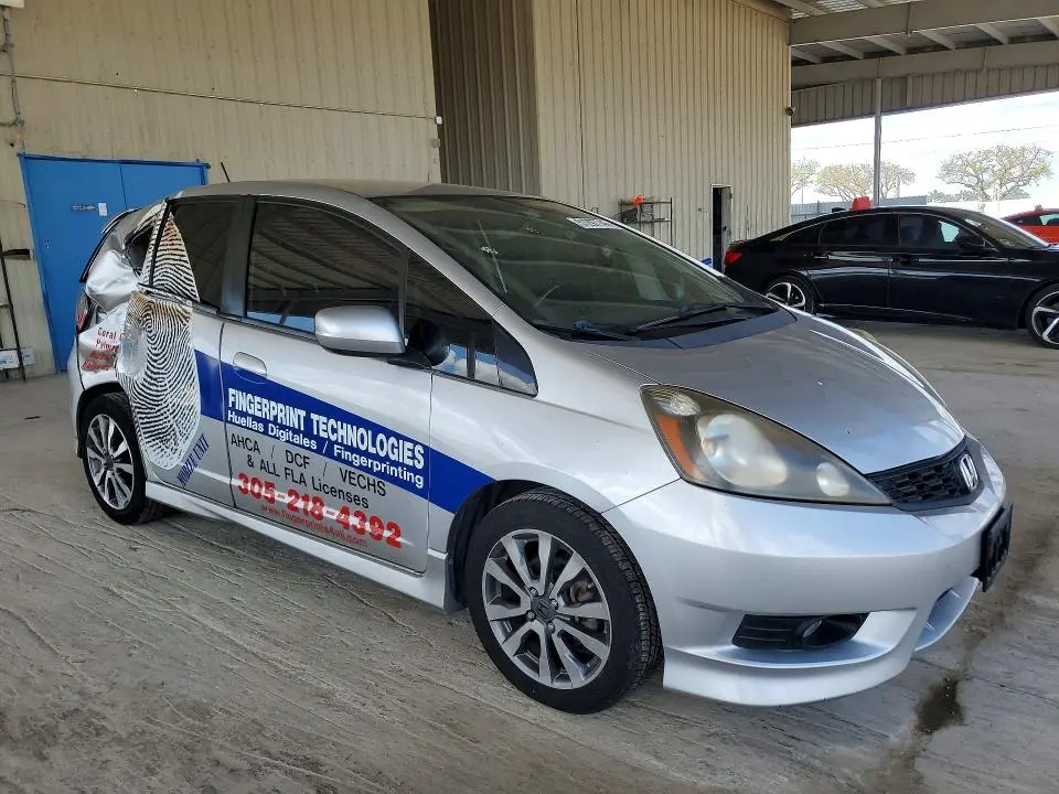 2013 HONDA FIT SPORT  