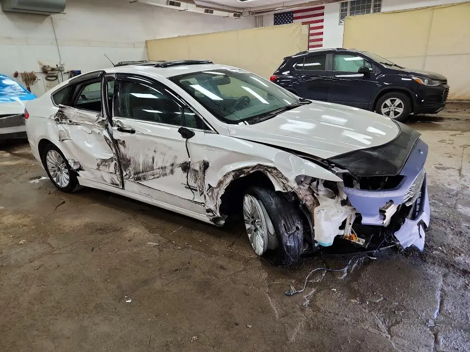2015 FORD FUSION SE PHEV  
