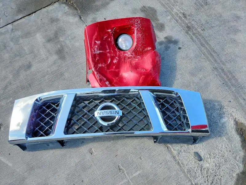 2012 NISSAN TITAN SV  