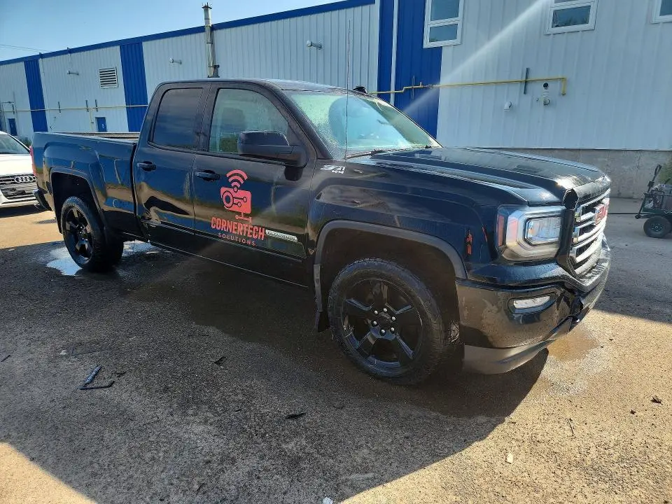 2017 GMC SIERRA K1500 SLE  