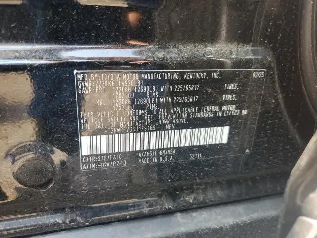 2025 TOYOTA RAV4 XLE  