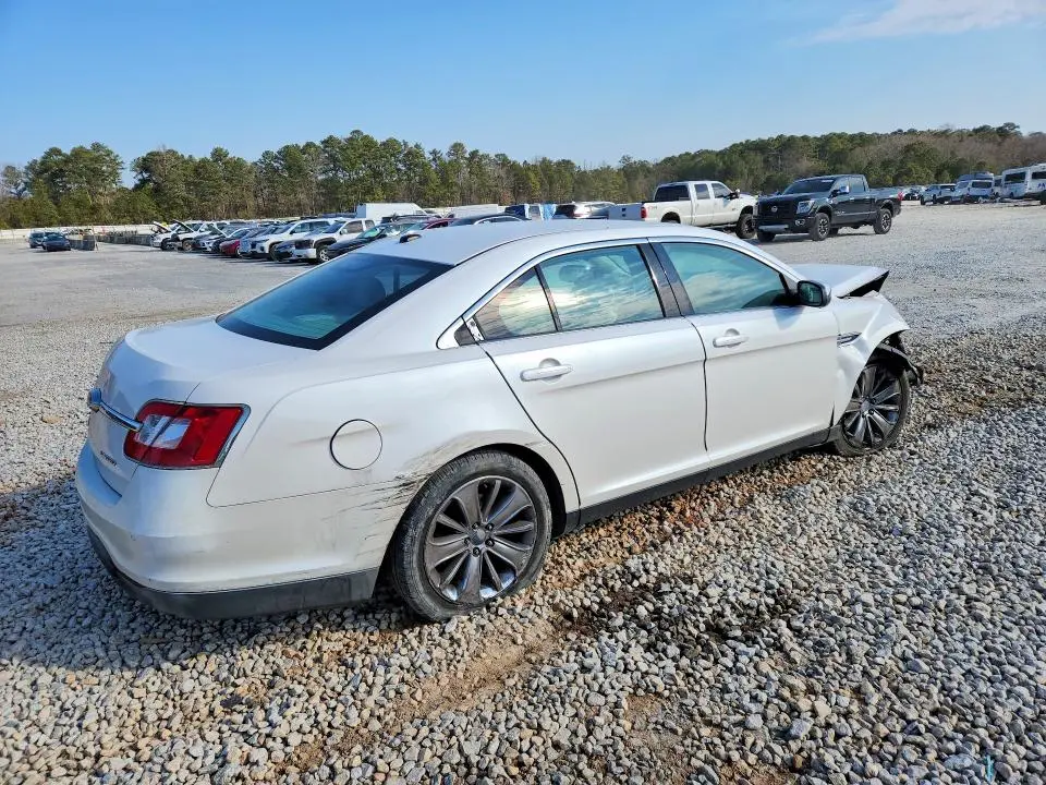 2011 FORD TAURUS LIMITED  