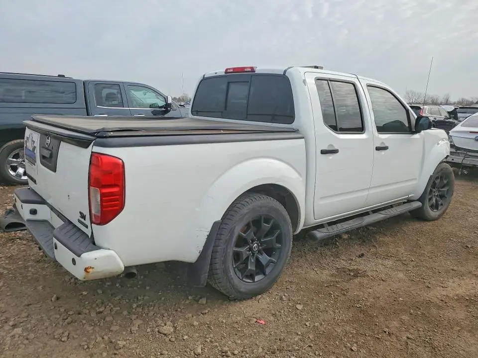 2018 NISSAN FRONTIER SV  