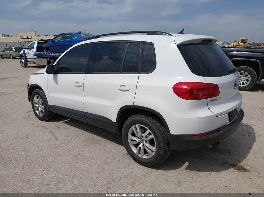 2016 VOLKSWAGEN TIGUAN S
