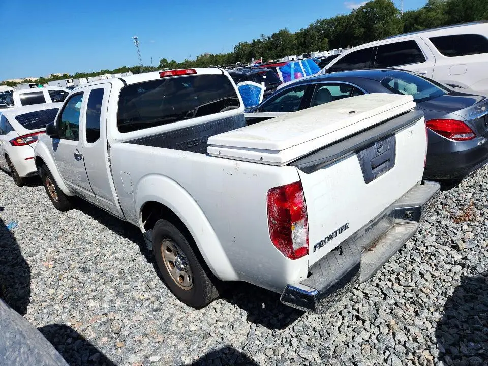 2016 NISSAN FRONTIER S  