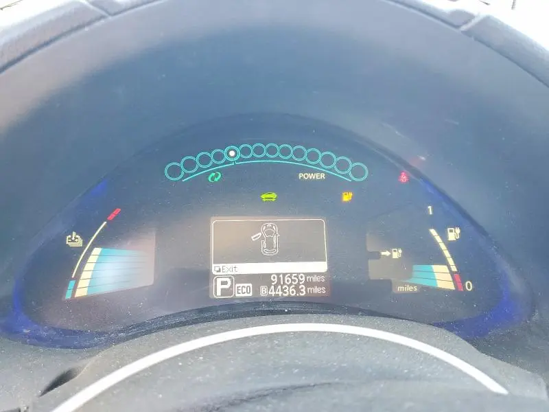 2014 NISSAN LEAF S  