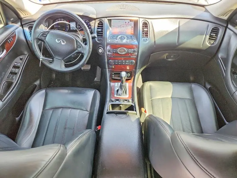 2016 INFINITI QX50 BASE  