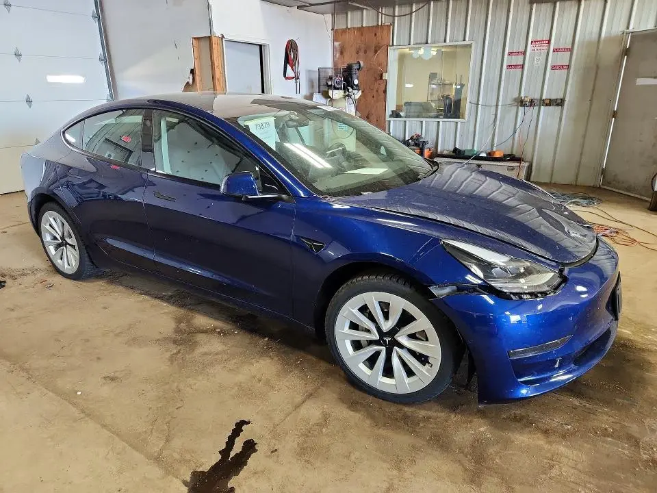 2021 TESLA MODEL 3   