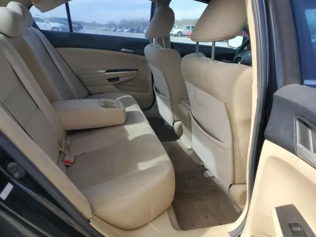 2011 HONDA ACCORD LX  