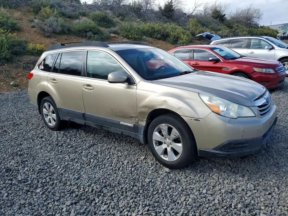 2010 SUBARU OUTBACK 2.5I PREMIUM  