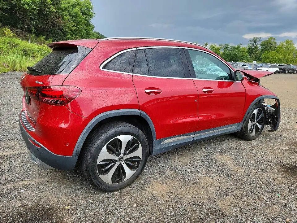 2025 MERCEDES-BENZ GLA 250 4MATIC  
