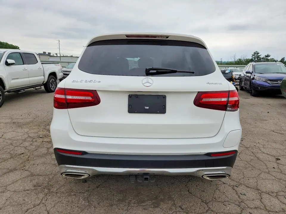 2019 MERCEDES-BENZ GLC 350E  