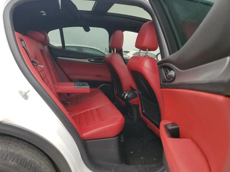 2018 ALFA ROMEO STELVIO TI SPORT  
