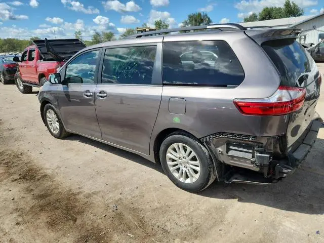 2015 TOYOTA SIENNA XLE  