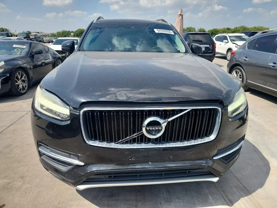 2017 VOLVO XC90 T6  