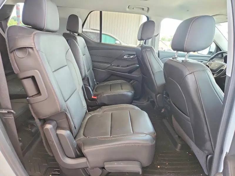 2021 CHEVROLET TRAVERSE RS  