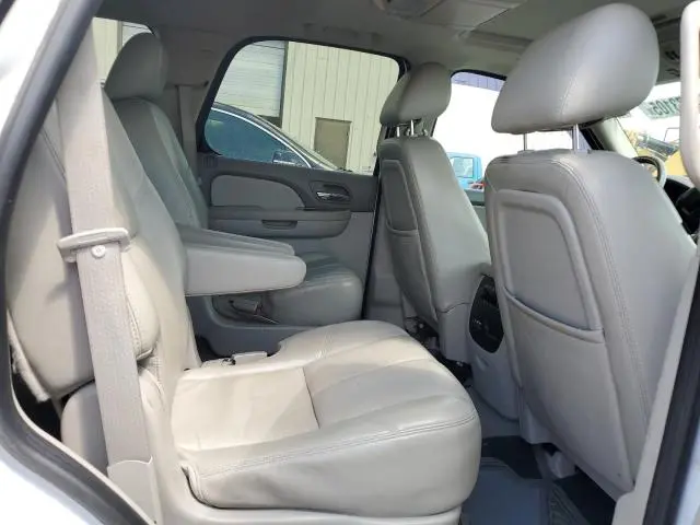 2011 CHEVROLET TAHOE K1500 LT  