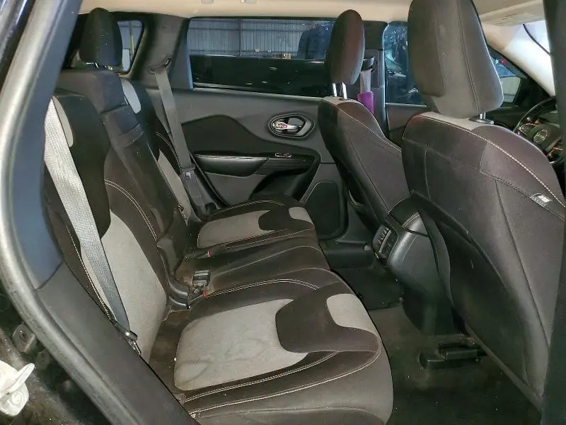 2014 JEEP CHEROKEE SPORT  