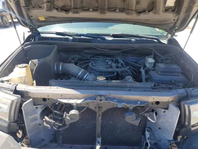 2011 TOYOTA TUNDRA CREWMAX LIMITED  