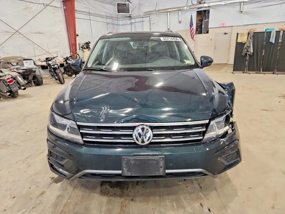 2018 VOLKSWAGEN TIGUAN SE  